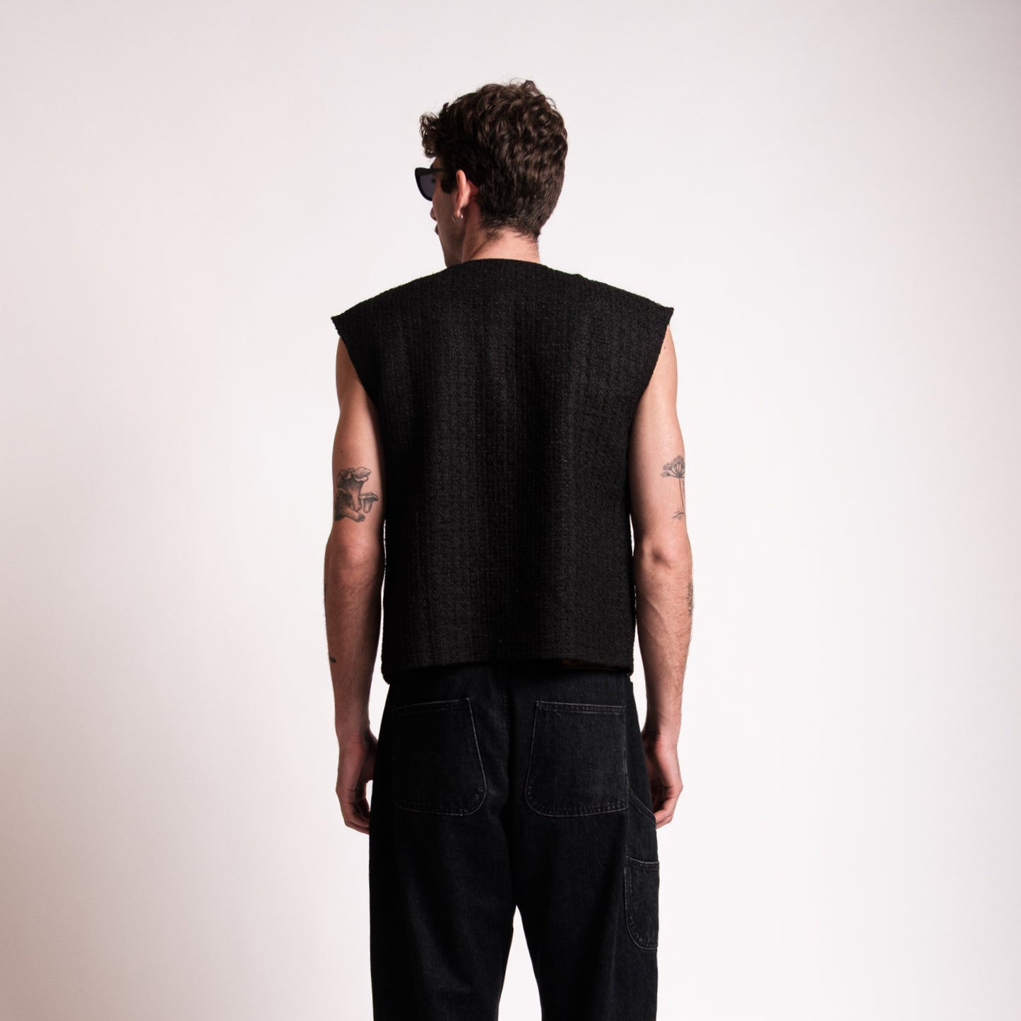 Black Wide Shoulder Vest
